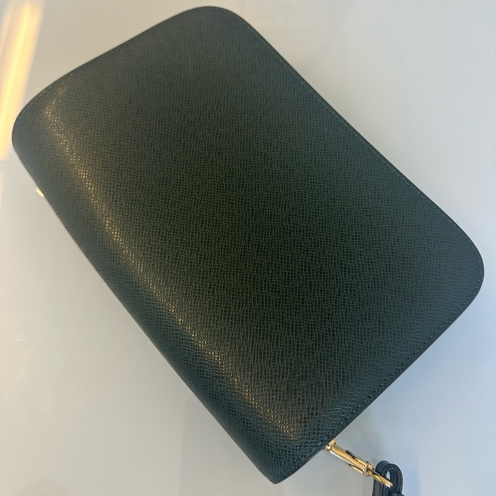 Louis Vuitton Taiga Baikal Clutch Bag in Green